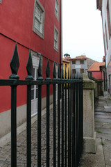 Alley in Porto (Portuagl)