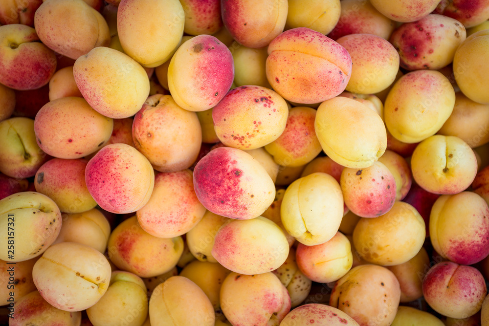 Sticker A group of ripe peaches