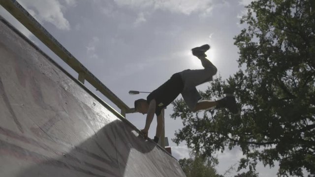 skater handstand
