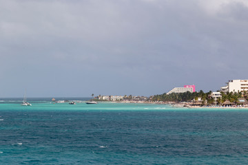 Fototapeta premium Isla Mujeres seen from the ferry, Cancun, Mexico.