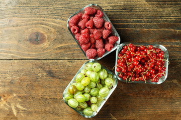 mix of summer berries