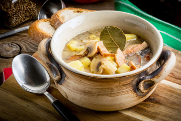 The sour soup made of rye flour.