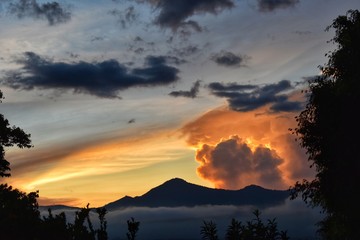 Paisaje atardecer 