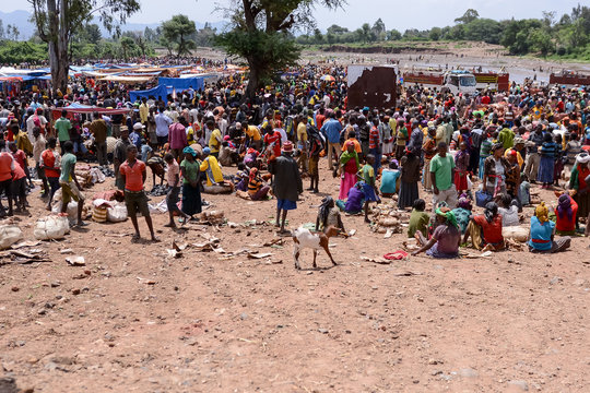 Market local in Omo valley