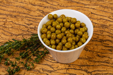 Marinated green peas