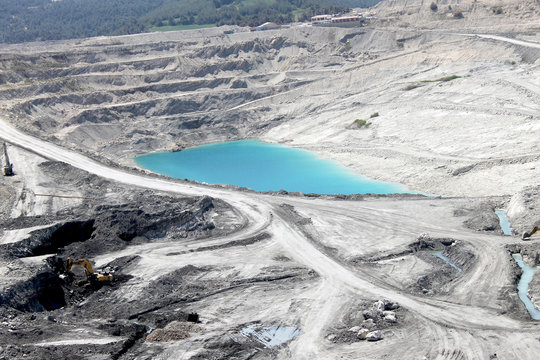 Balıkesir/Bigadi&ccedil; - Bor Madeni (Balıkesir/Bigadi&ccedil; - Bor Mine)