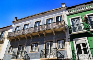 Obraz premium Old colorful houses and streets of Lisbon