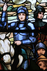 Jeanne d'Arc. Vitrail. Eglise Sainte-Madeleine. Montargis. / Joan of Arc. Stained glass window. Ste-Madeleine church. Montargis. 