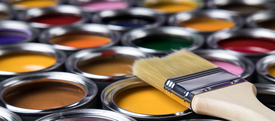 Metal tin cans with color paint and paintbrush - 258207981