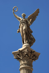 Obraz premium Prague, Czech Repoublic: Statue of an angel in front of the Rudolfinum concert hall