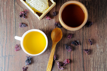 Obraz na płótnie Canvas Honey, tea on a rustic background