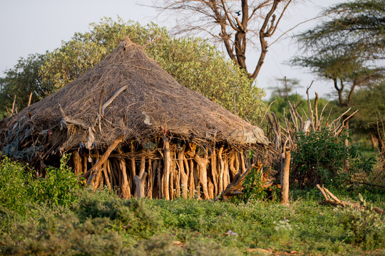 House of tribe hammer in Omo valley