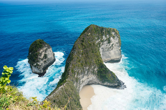 kelingking beach, nusa penida, bali, Indonesia