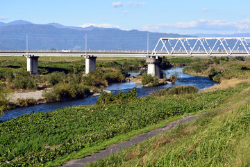 Fototapeta premium 笛吹川と三都東橋