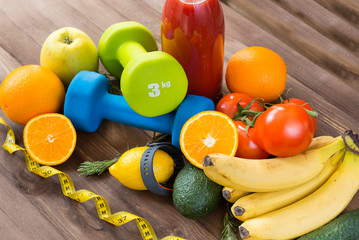  oranges, tomato juice, Apple, pear, tomatoes, avocado, cucumber, bananas, fruits, vegetables, juice,   rosemary, centimetre tape, measuring tape, dumbbells, tomato juice bottle