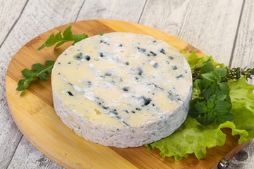 Round blue cheese