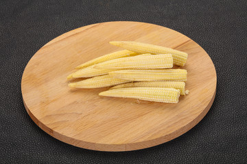 Raw baby corn