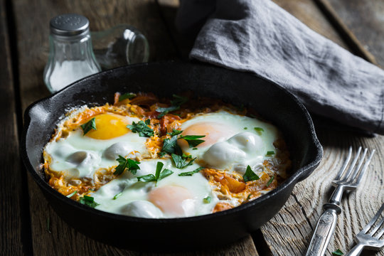 Shakshuka, Scrambled Eggs In Roasted Tomato Sauce