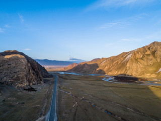  A bird's eye view of Xinjiang Bayinbrook Grassland Highway 