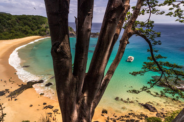 Ba&iacute;a do Sancho, Noronha, Brazil