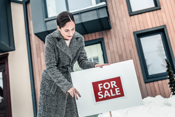 Professional experienced real estate agent selling big house