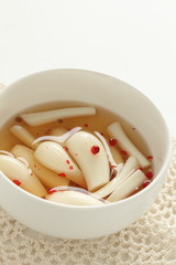 Shallot and red pepper pickles
