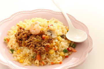 Chinese food, shrimp and vegetable stir fried with Mince curry