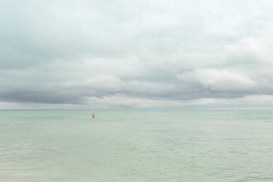 Handstand im Wasser