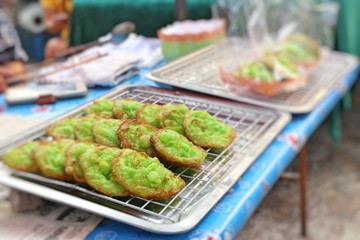 Deep fried rice flour with pandan