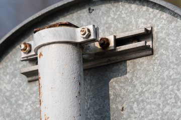 Close-up of the mark fastening from the back.