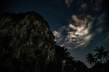 Naklejka premium Night at Tonsai Beach in Thailand 