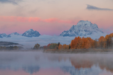 Fototapeta na wymiar Autumn Reflection Landscape in the Tetons