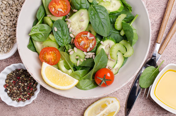 Salad of raw vegetables