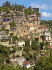 Fototapeta na wymiar Rocamadour village perched on a cliff, France