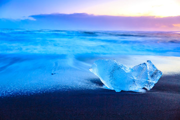 Global warming affects Jokulsarlon glacier lake in Iceland. Sunset during Winter season © Sander Meertins