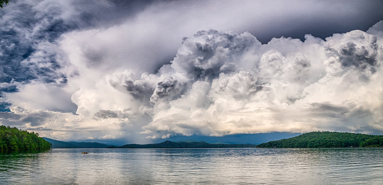 Beautiful landscape scenes at lake jocassee south carolina