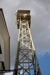 倉敷　街中の白くレトロな鉄塔