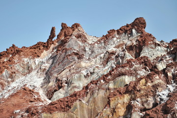 Quartz inclusions in the granite slopes of the mountain.