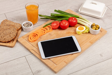 Healthy food composition with empty tablet