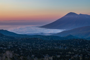 Fototapeta premium Overlooking the Moriyoshi of the sea of ​​clouds from Hachimantai