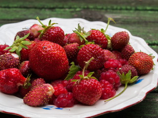 rasberry and strawberry mix