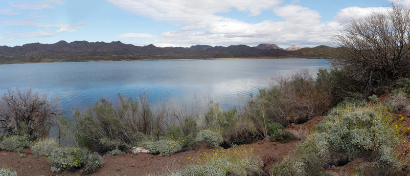 Arizona's Lake Havasu panorama.