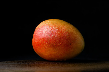 mango darkbackgroung