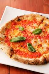 ピッツァマルゲリータ　Italian Pizza Margherita