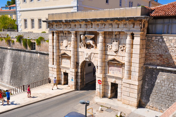 August 21, 2012. Croatia, Zadar: The Landward gate with the Lion of Saint Mark in Zadar. - obrazy, fototapety, plakaty