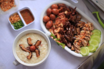 Bu ur ayam khas sukabumi
