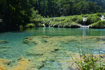 Naklejka premium Cascade Semuc Champey Lanquin Guatemala
