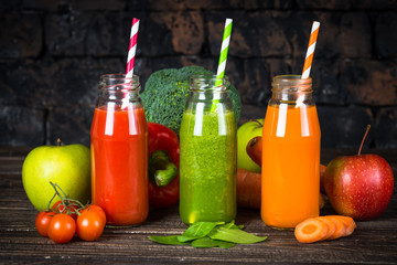 Obraz na płótnie Canvas Fruit and Vegetable smoothie drink. 