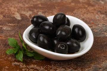 Black olives in the bowl