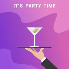 Waiter brings a alcohol bereage